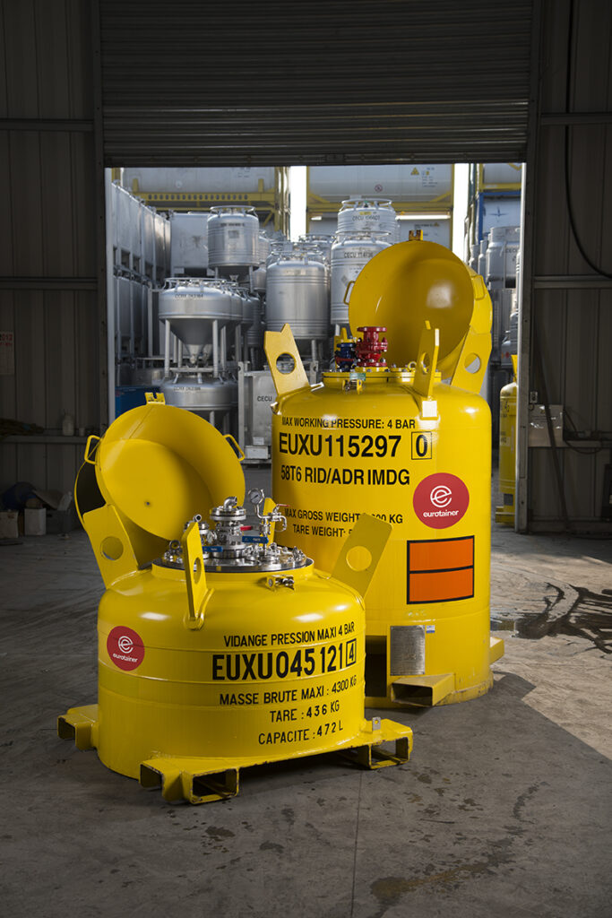 Small portable tanks