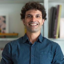 Carlos Torres - Sales Representative for Midwest and West Coast - Eurotainer